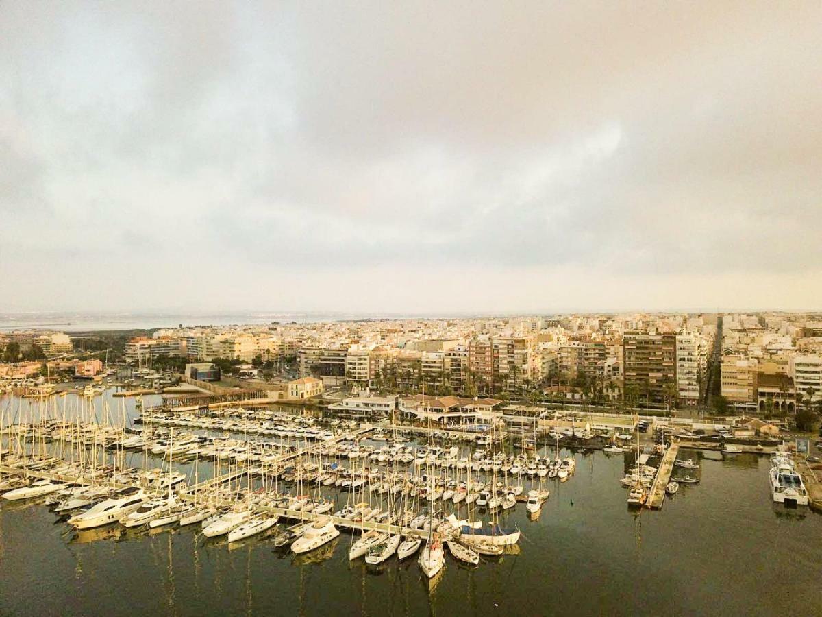 Sunshine Apartment Torrevieja Luaran gambar